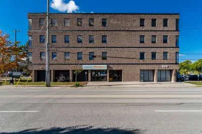 100 Colborne Street W 300, Orillia, On L3v 2y9