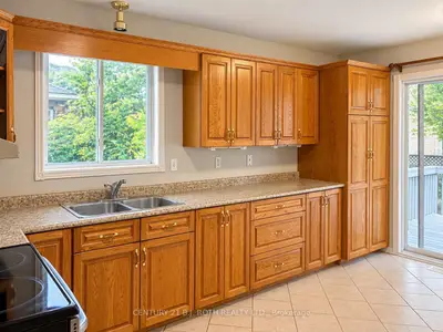 872 Dominion Avenue, Midland, On L4r 5k8