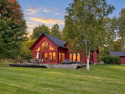21 BUCKINGHAM Boulevard, Clearview, ON L9Y 3Y9