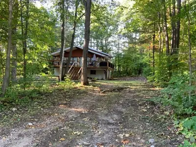 44 Tall Pines Drive Nw, Tiny, On L9m 0h4