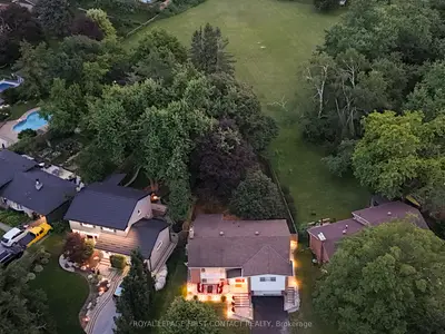 27 Tower Crescent, Barrie, On L4n 2v3