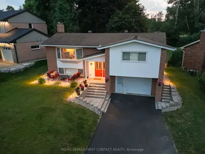 27 Tower Crescent, Barrie, On L4n 2v3