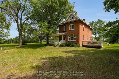 1407 Flos 8 Road W, Springwater, On L0l 1p0