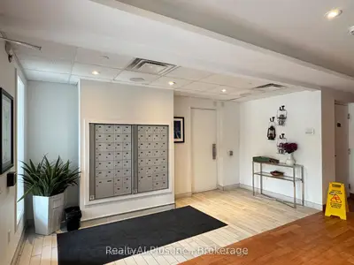 100 Dean Avenue 404, Barrie, On L9j 0h1