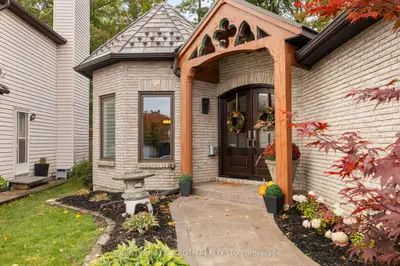 61 Orwell Crescent, Barrie, On L4n 6m6