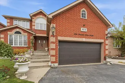 484 Ferndale Drive N Main/upper, Barrie, On L4n 0s1