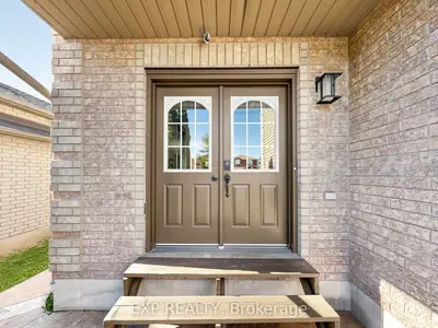 6 Booth Lane, Barrie, On L4n 0s4