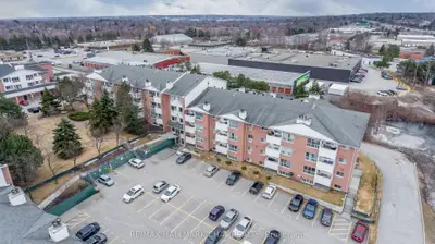 120 Bell Farm Road 216, Barrie, On L4m 6j2