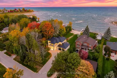 11 Georgian Manor Drive, Collingwood, On L9y 5p2