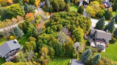 32 Slalom Gate Road, Collingwood, On L9y 5b2