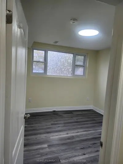6 Wall Court Basement, Barrie, On L4m 5a4
