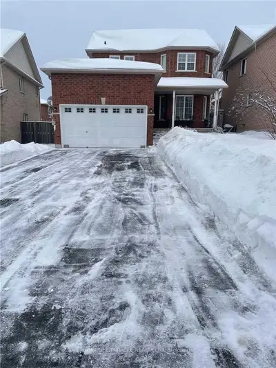 22 Mckenzie Crescent, Barrie, On L4n 5r6