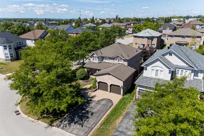 22 Sovereign's Gate, Barrie, On L4n 0k7