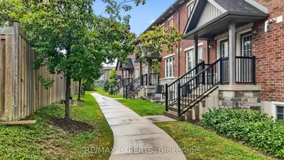 246 Penetanguishene Road 13, Barrie, On L4m 7c2