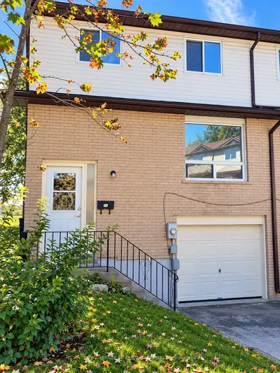 1095 Mississaga Street W 44, Orillia, On L3v 6w7