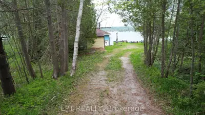 2458 South Orr Lake Road, Springwater, On L0l 1p0