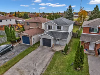 94 Laidlaw Drive, Barrie, On L4n 7s2