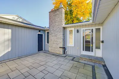 7 Huron Street, Barrie, On L4m 5h2