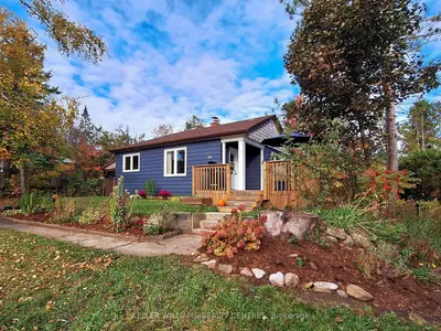 24 GOLDIE Drive, Orillia, ON L3V 2M8