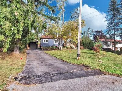 24 GOLDIE Drive, Orillia, ON L3V 2M8