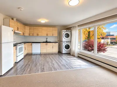 233 West Street N, Orillia, On L3v 5c9