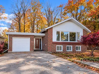 233 West Street N, Orillia, On L3v 5c9