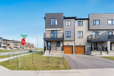38 Silo Mews, Barrie, On L9j 0v3