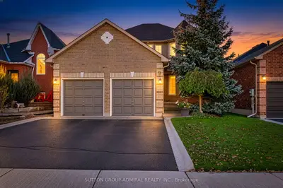 9 Patrick Drive, Barrie, On L4n 5z1