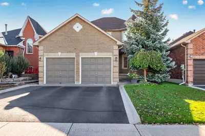 9 Patrick Drive, Barrie, On L4n 5z1
