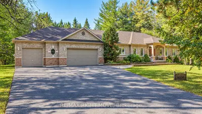4200 Pine Valley Lane, Severn, On L3v 6h2