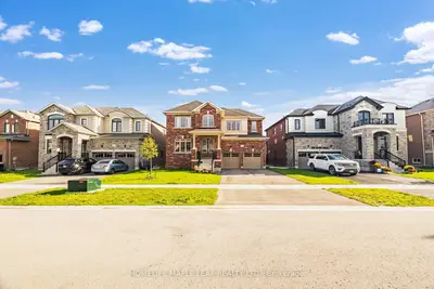 244 Warden Street, Clearview, On L0m 1s0