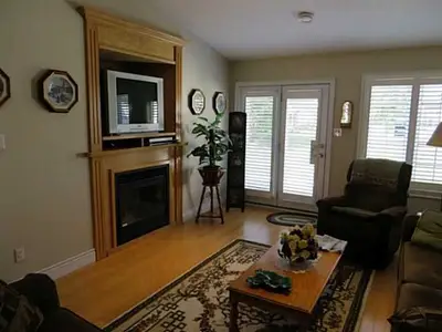 115 Meadow Lane, Wasaga Beach, ON L9Z 0A3