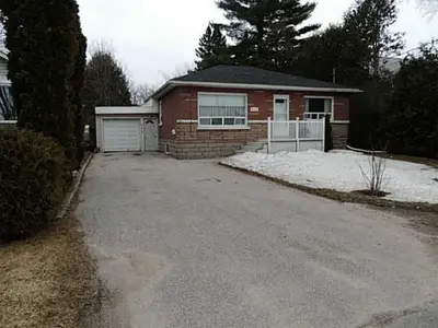 414 High Street, Orillia, ON L3V 4X5