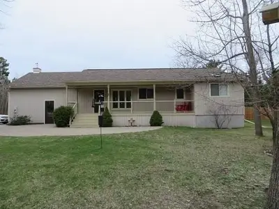 37 Birchwood Trail, Wasaga Beach, ON L9Z 1B1