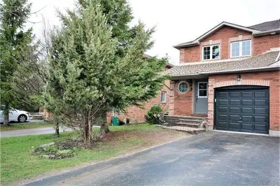44 BIBBY Court, Barrie, ON L4N 8T5