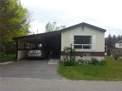 MobileTrailer in Wasaga Beach