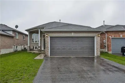 50 BIRD Street, Barrie, ON L4N 0X4