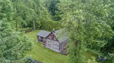 133 Robinson Street, Oro-medonte, On L0l 1t0