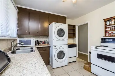 254 St Vincent Street, Barrie, ON L4M 3Z8