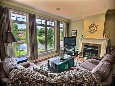 4728 Severn Street, Severn, On L0k 2b0