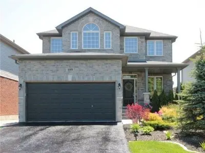 Detached in Barrie