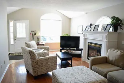 62 NICOLE MARIE Avenue, Barrie, ON L4M 6Y6