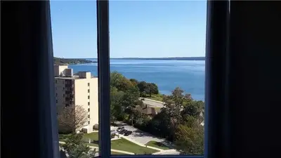 181 COLLIER Street 1005, Barrie, ON L4M 5L6