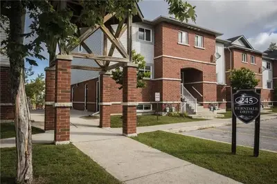 245 Ferndale Drive S 63, Barrie, ON L4N 0T6