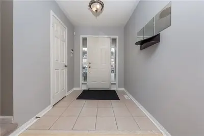 11 BIRD Street, Barrie, ON L4N 0X1