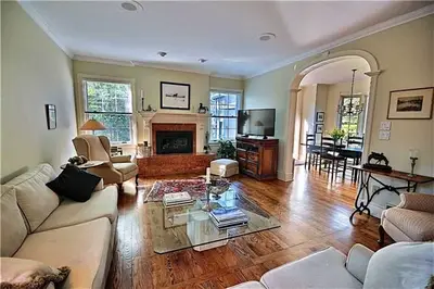 154 NORTH Street E, Orillia, ON L3V 2E9