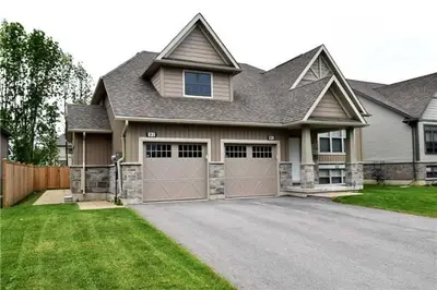 30 FINDLAY Drive, Collingwood, ON L9Y 0G6