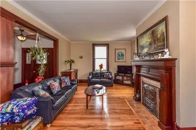 115 Matchedash Street N, Orillia, ON L3V 4T9