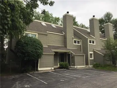 216 Escarpment Crescent 33, Collingwood, ON L9Y 5B4