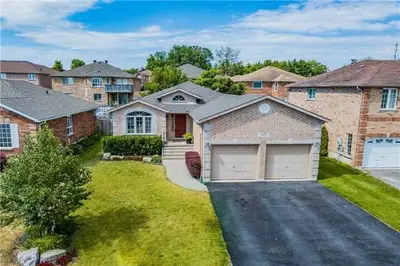 194 GOLDEN MEADOW Road, Barrie, ON L4N 9R4